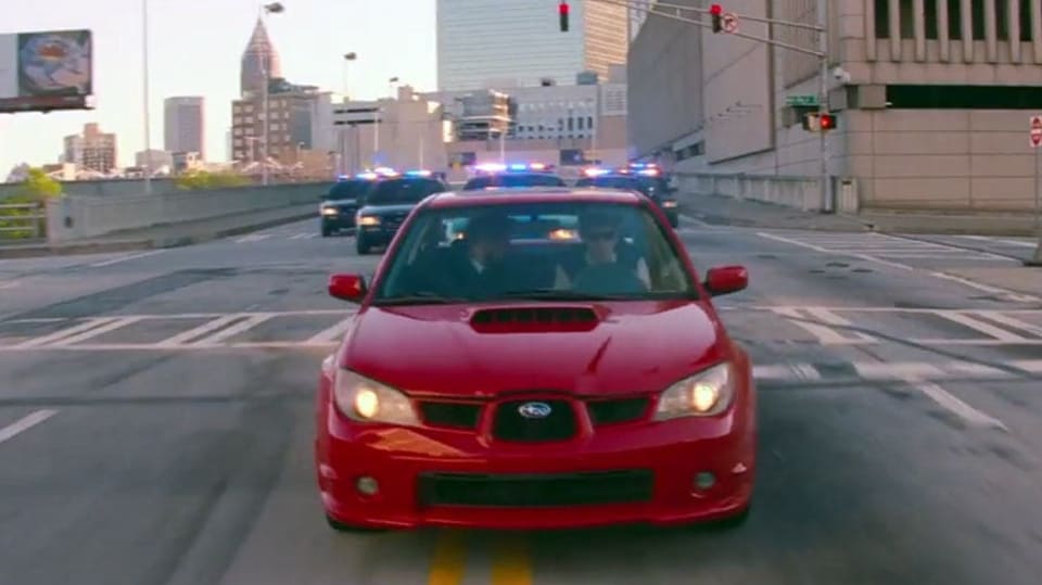 Mladého hrdinu filmu Baby Driver filmaři naučili skvěle řídit